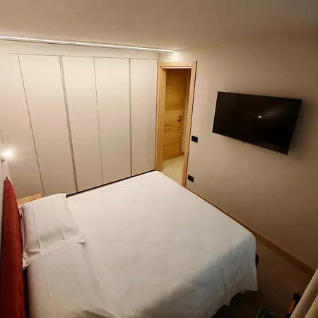 Le Reve - Via De L Ostan, 18 * アオスタ