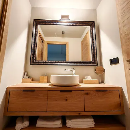 Le Reve - Via De L Ostan, 18 * アオスタ