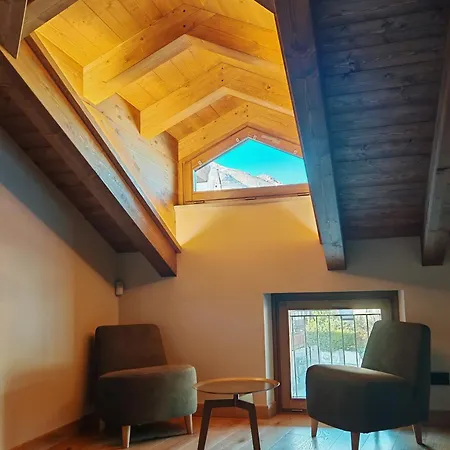 Apartamento Le Reve - Via De L Ostan, 18 *